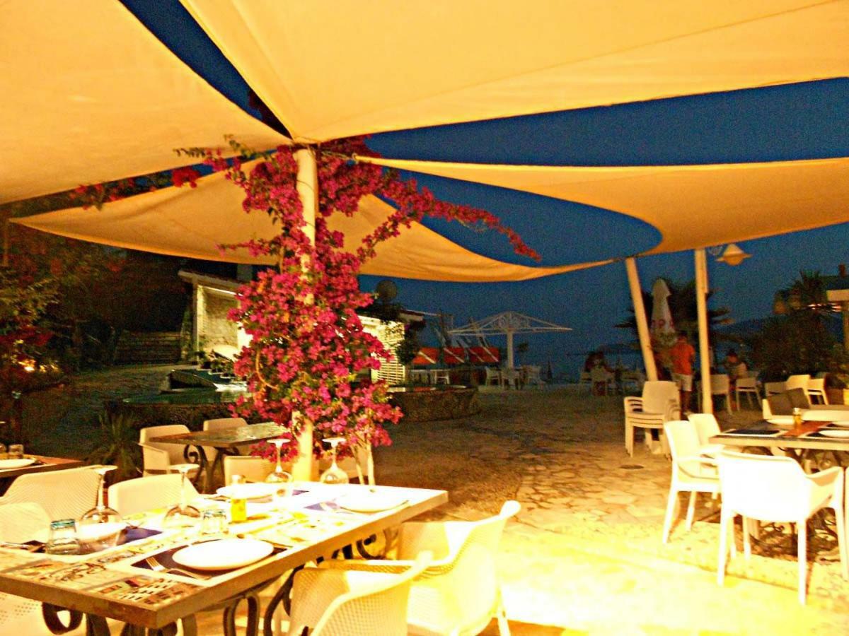 Bougainville Bay Resort - Villa 11 Саранда Екстер'єр фото